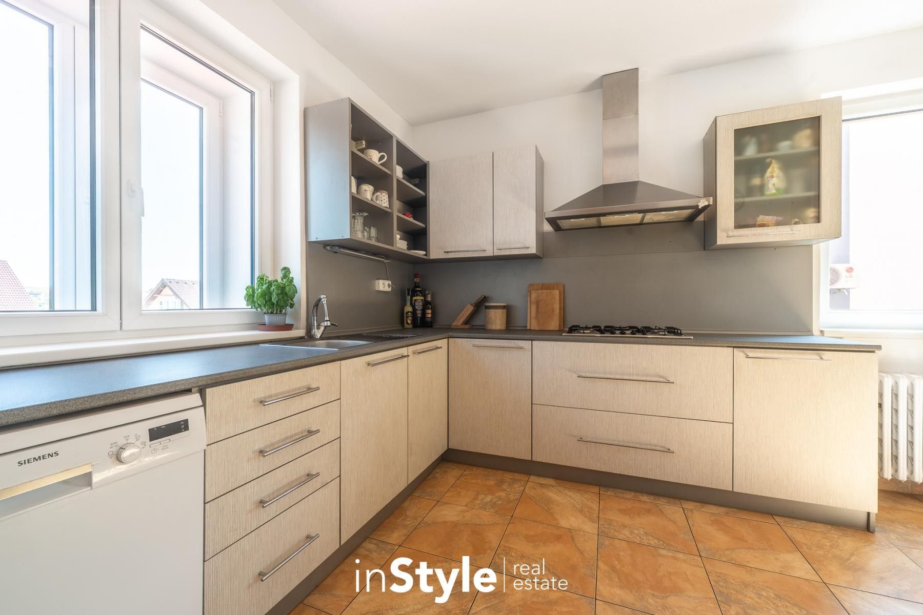 Rodinný dům · 210 m² · Tupesy - 4