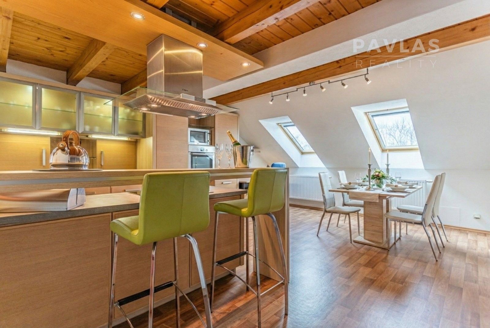 Pronájem byt 2+1 - Lidická tř., České Budějovice, 109 m²