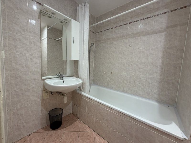 Byt 2+kk · 35 m² · Hnězdenská 735, Praha Troja - 3