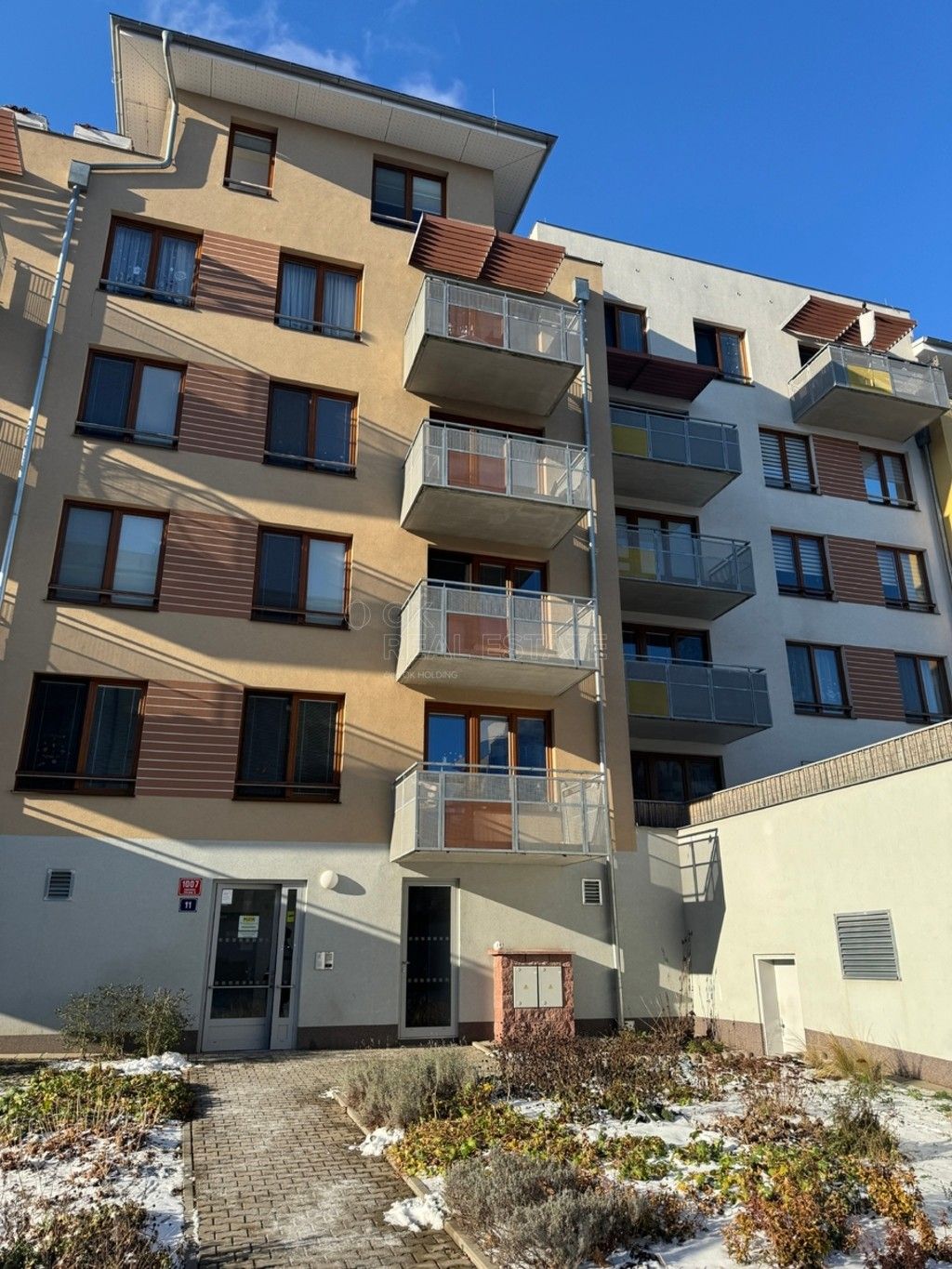 Pronájem byt 1+1 - Bermanova, Praha, 45 m²