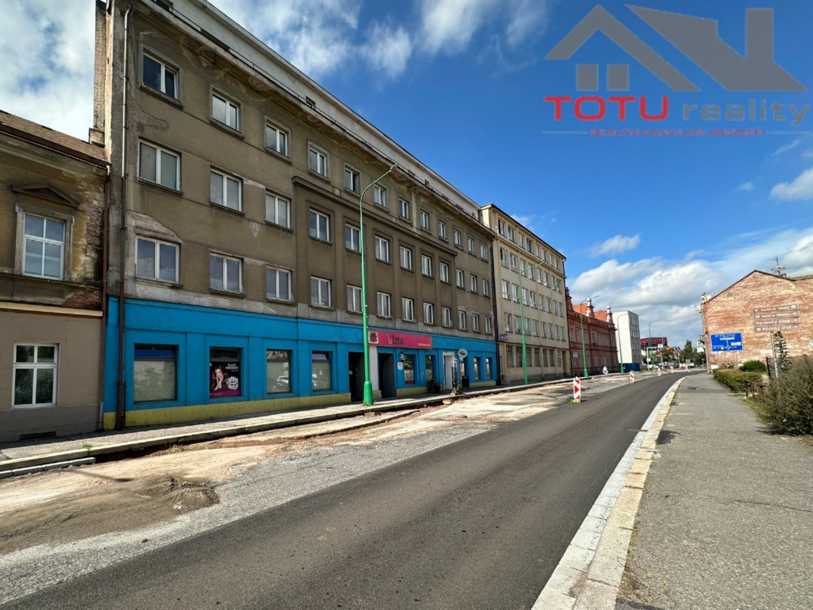 Obchodní prostory, Husova, Jaroměř Pražské Předměstí, 3 802 m² - 1