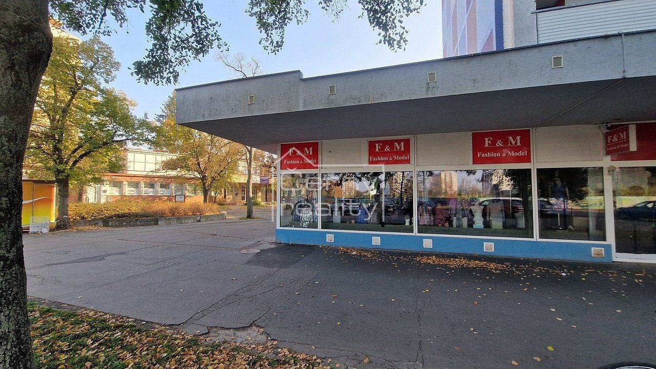 Pronájem obchodní prostory - Pardubice - Zelené Předměstí, Pardubický kraj, 465 m² - 2