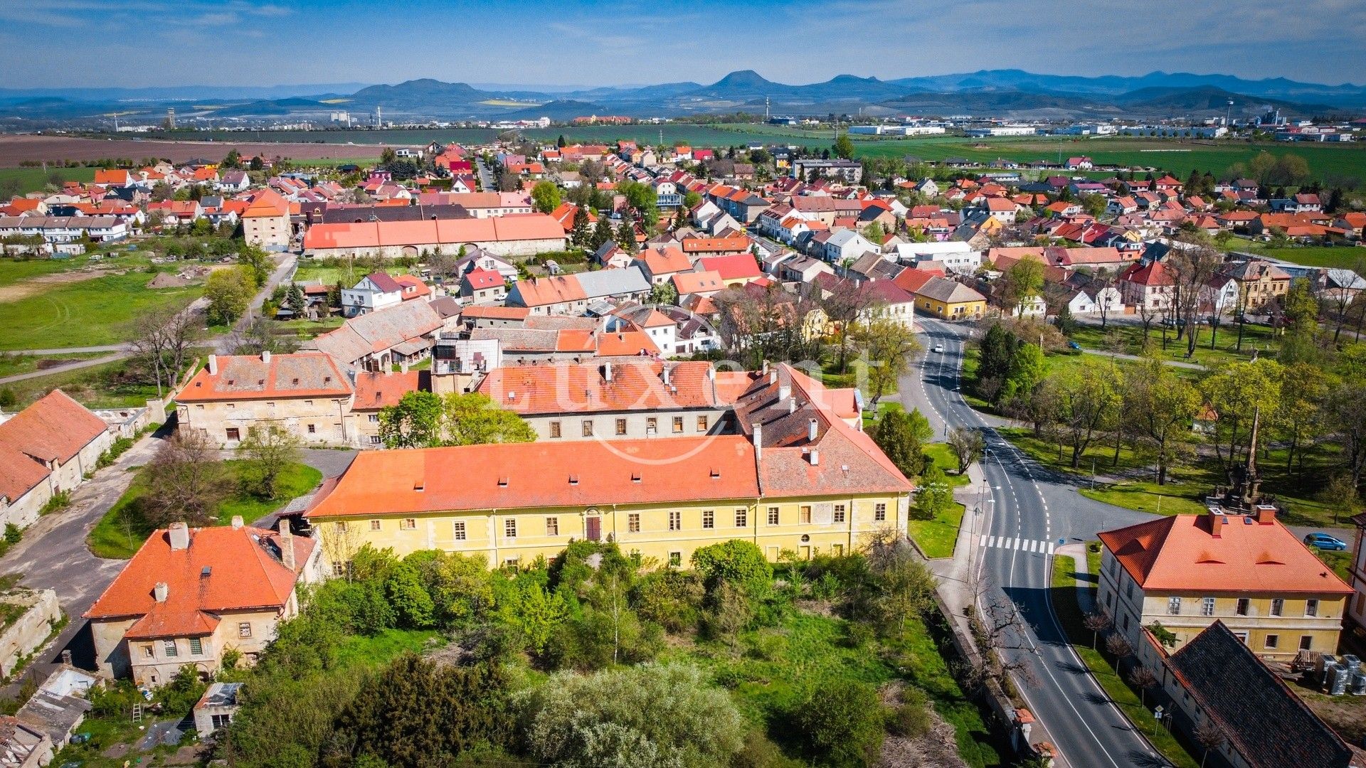 Prodej komerční - Tyršovo náměstí, Cítoliby, 3 m²