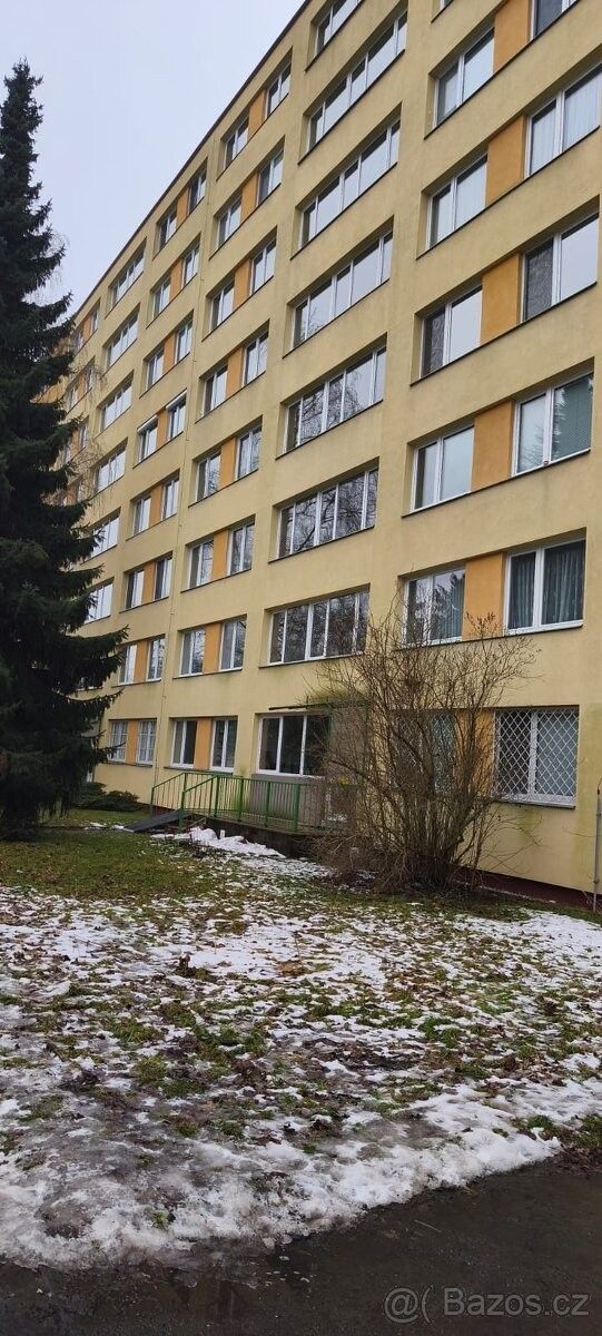 Byty, Praha, 190 00