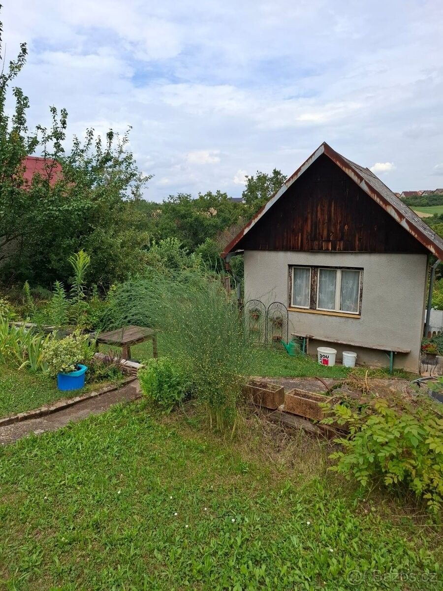 Zahrady, Kadaň, 432 01