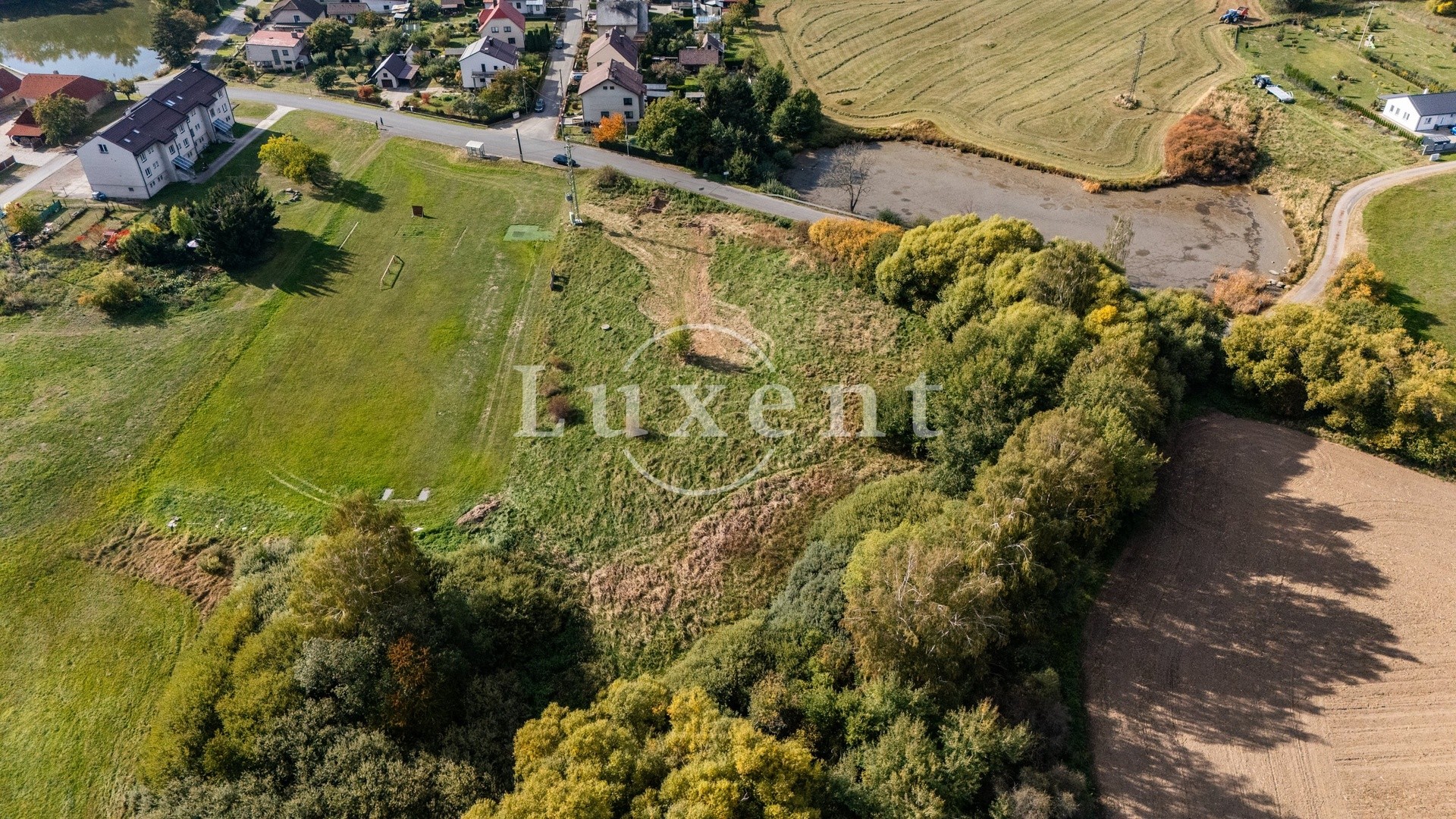 Pozemky pro bydlení, Zalužany - 1