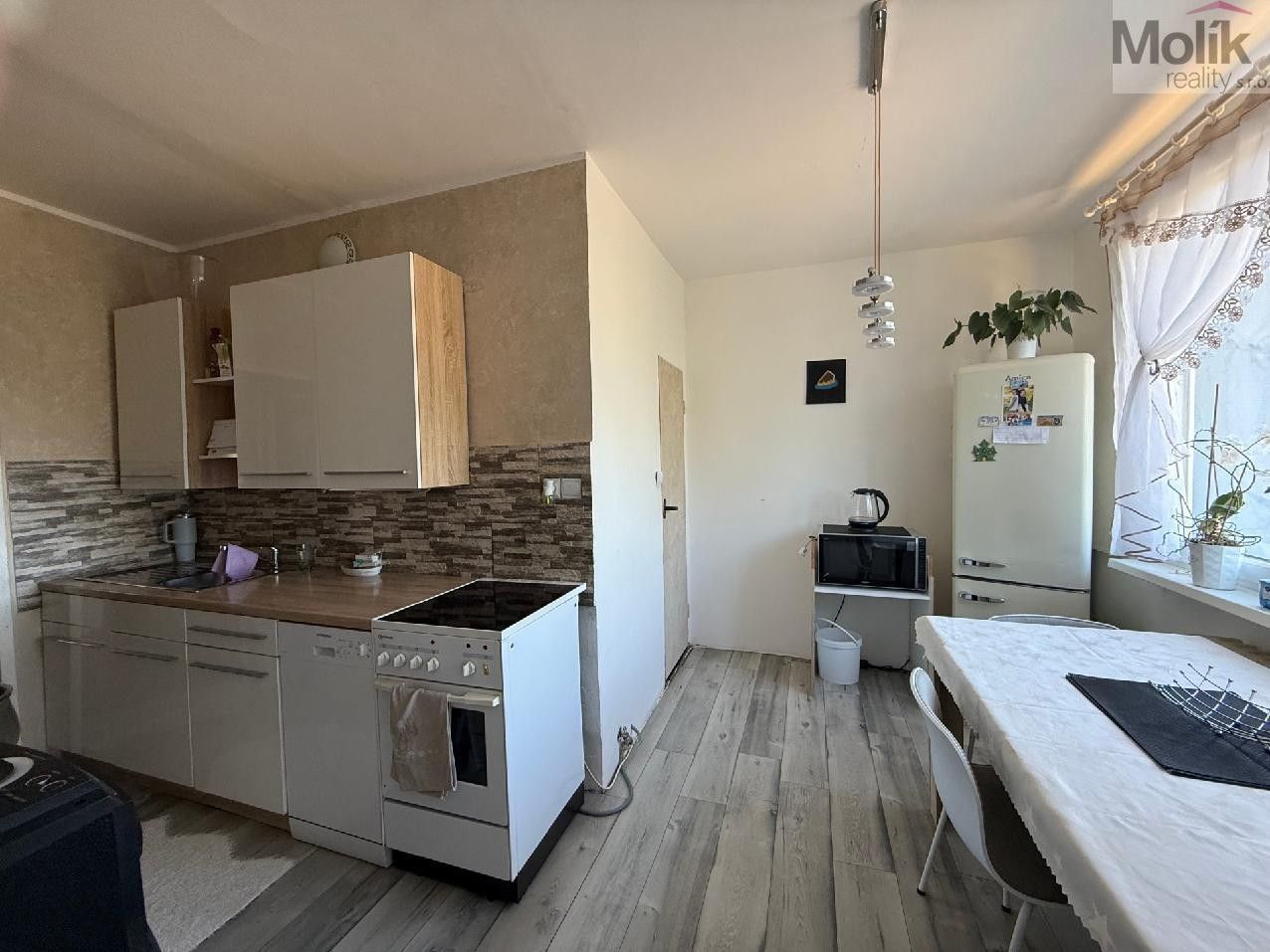 Byt 2+1 · 65 m² · Sídliště Za Chlumem, Bílina - 3