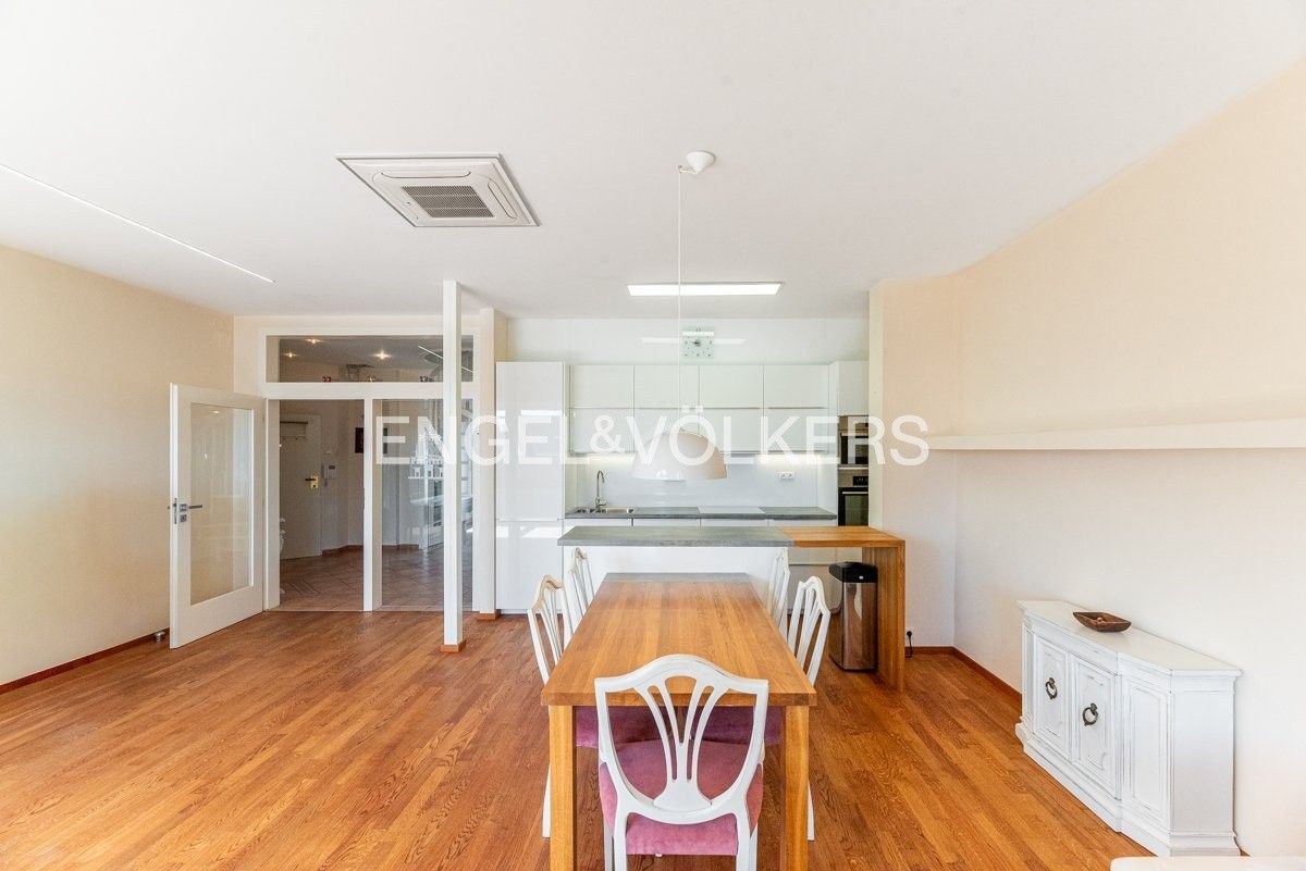 Pronájem byt 4+kk - náměstí Jiřího z Poděbrad 1658, Praha Vinohrady, 150 m² - 5