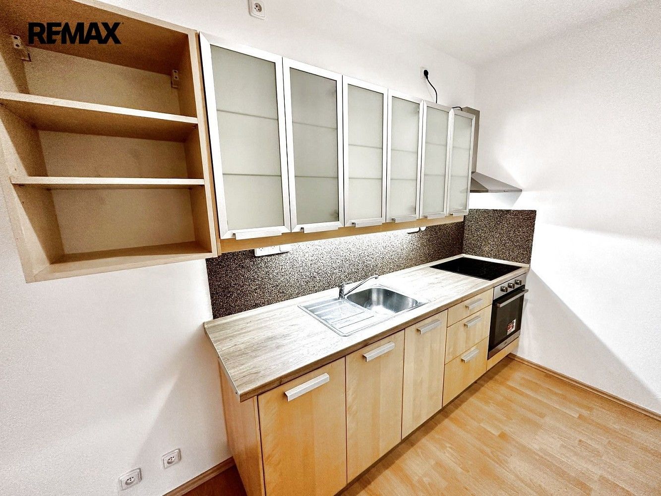 Byt 2+kk · 47 m² · Vestec, okres Praha-západ, Středočeský kraj - 4