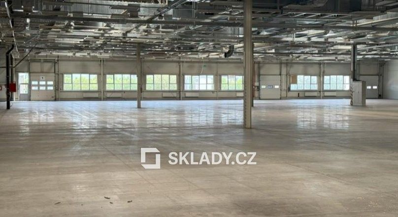 Sklady, Plzeň, 3 818 m²