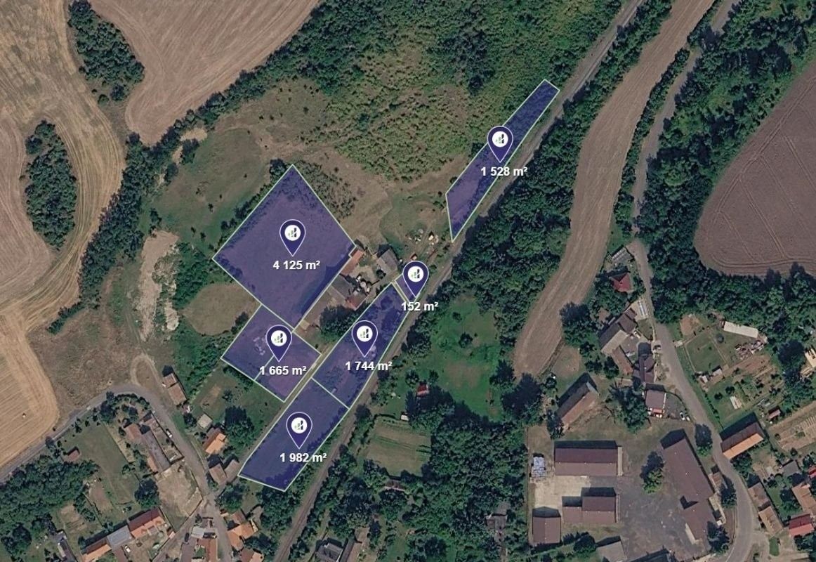Pozemek pro bydlení, 1 492 m²