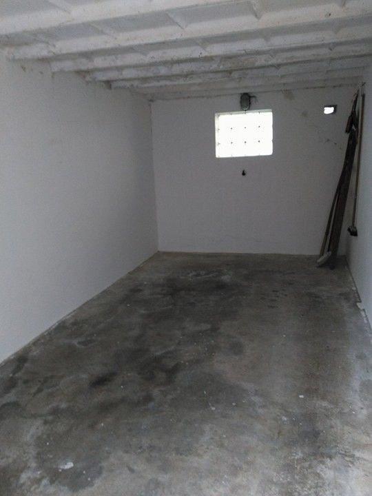 Garáže, Hradec Králové, 500 02