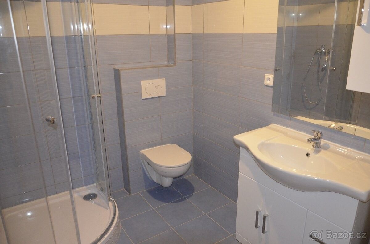 Pronájem byt - Hradištko, 289 12