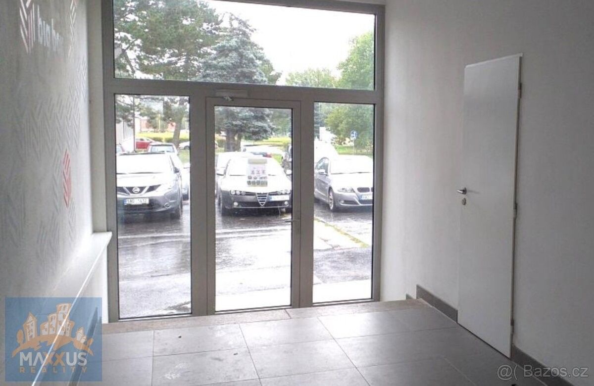Pronájem kancelář - Praha, 193 00