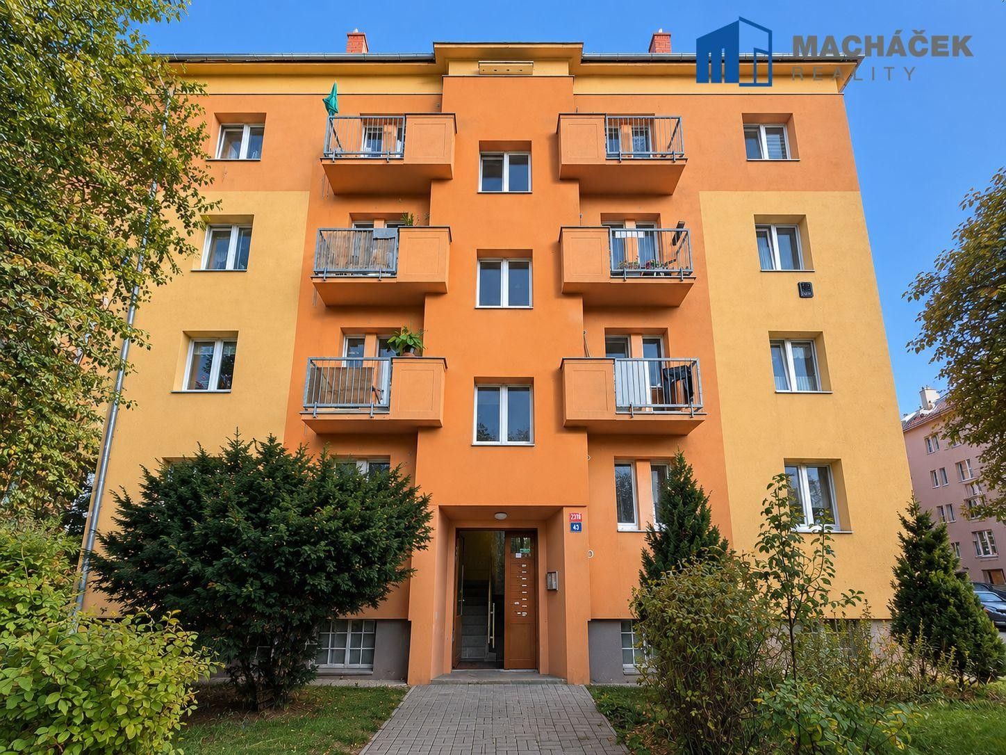 Prodej byt 3+1 - Svojsíkova , Teplice, 77 m² - 1