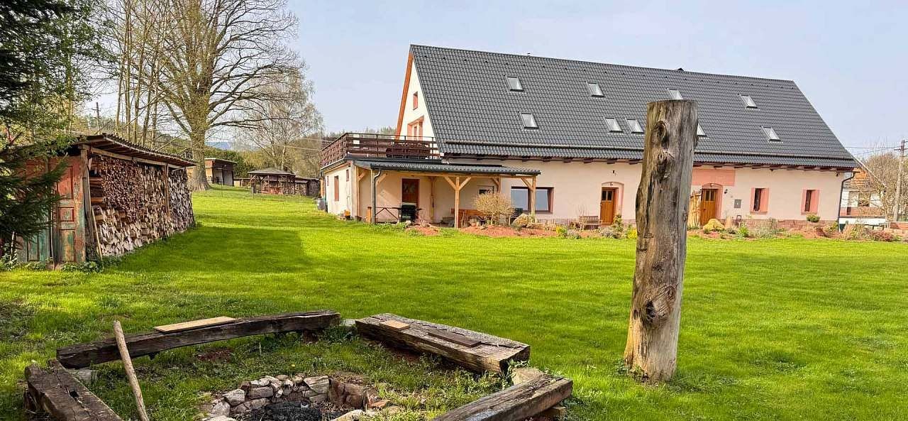 Chaty, Vlčice - Vlčice u Trutnova, Královéhradecký kraj - 2