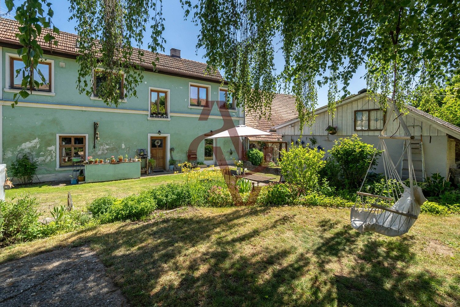 Rodinné domy, Postupice, okres Benešov, Středočeský kraj, 352 m² - 1
