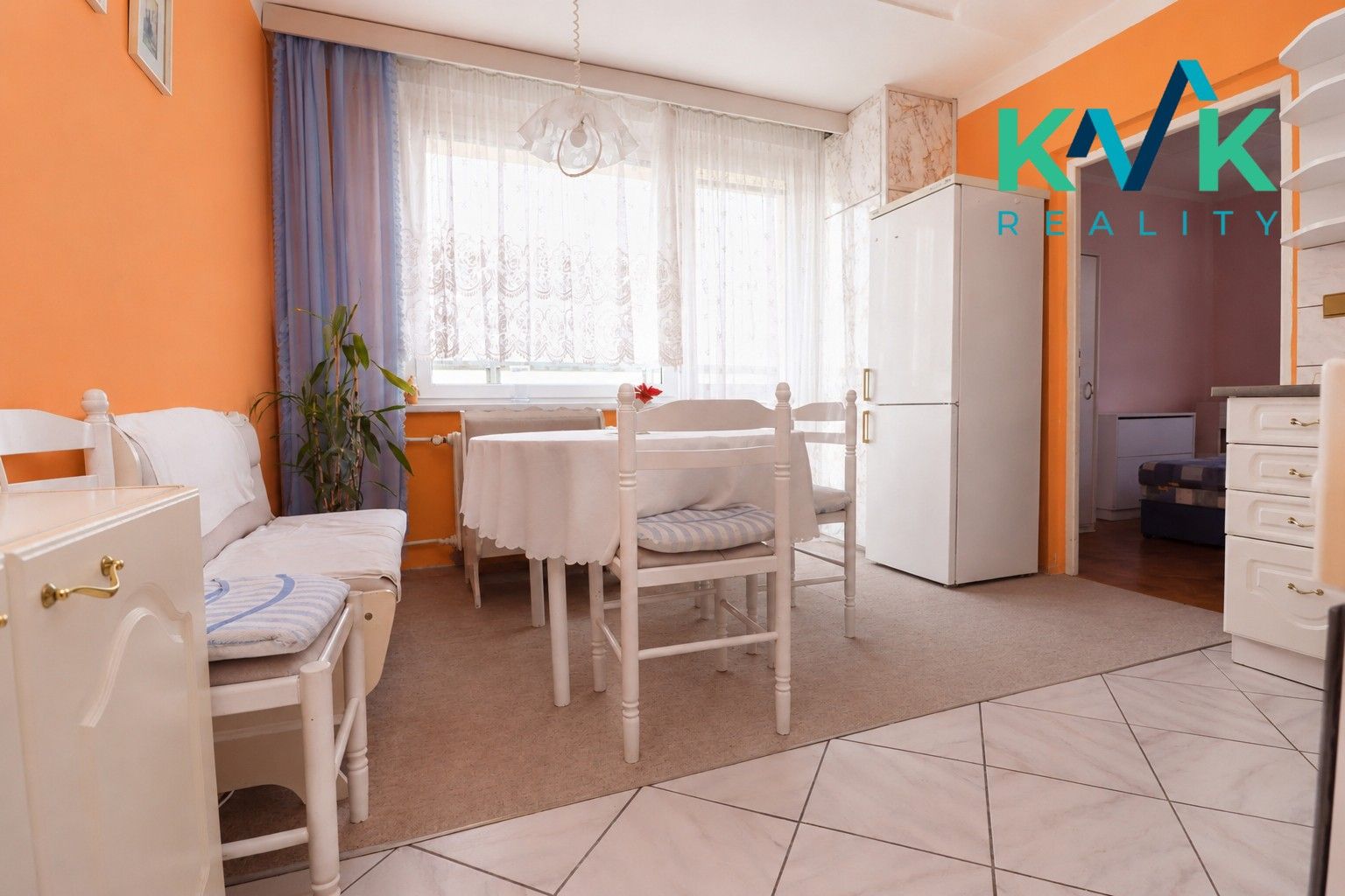 Byt 2+1 · 63 m² · Dvořákova, Karlovy Vary Stará Role - 3