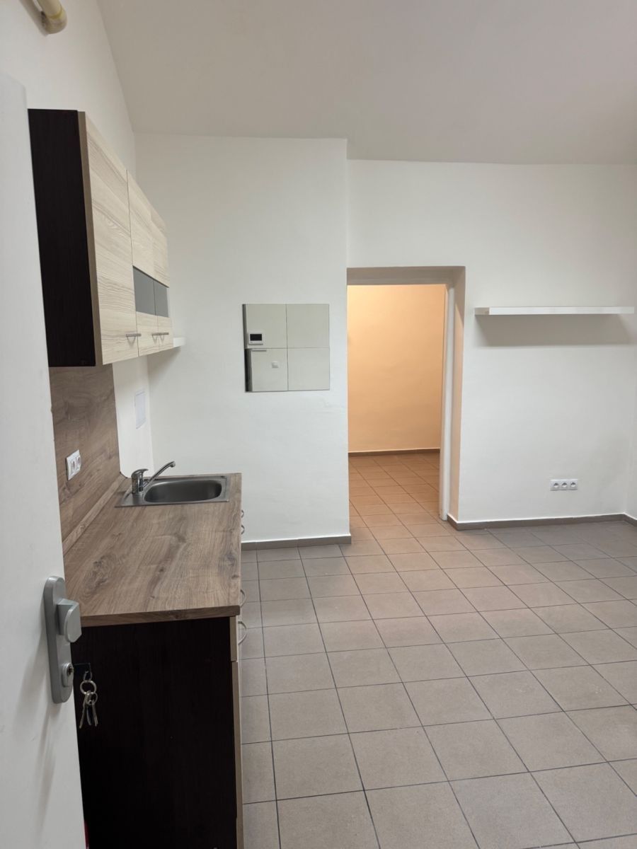 Kanceláře, Grafická, Praha - Smíchov, 27 m² - 2