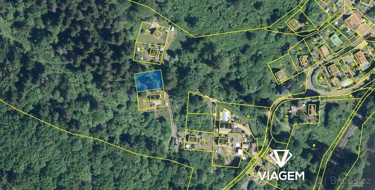 Stavební pozemek, Doupovské Hradiště – pohled 3
