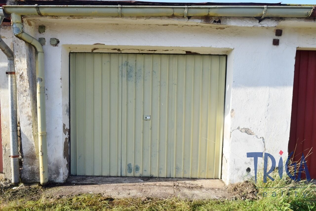 Garáže, Ve Strži, Dvůr Králové nad Labem, 21 m² - 1