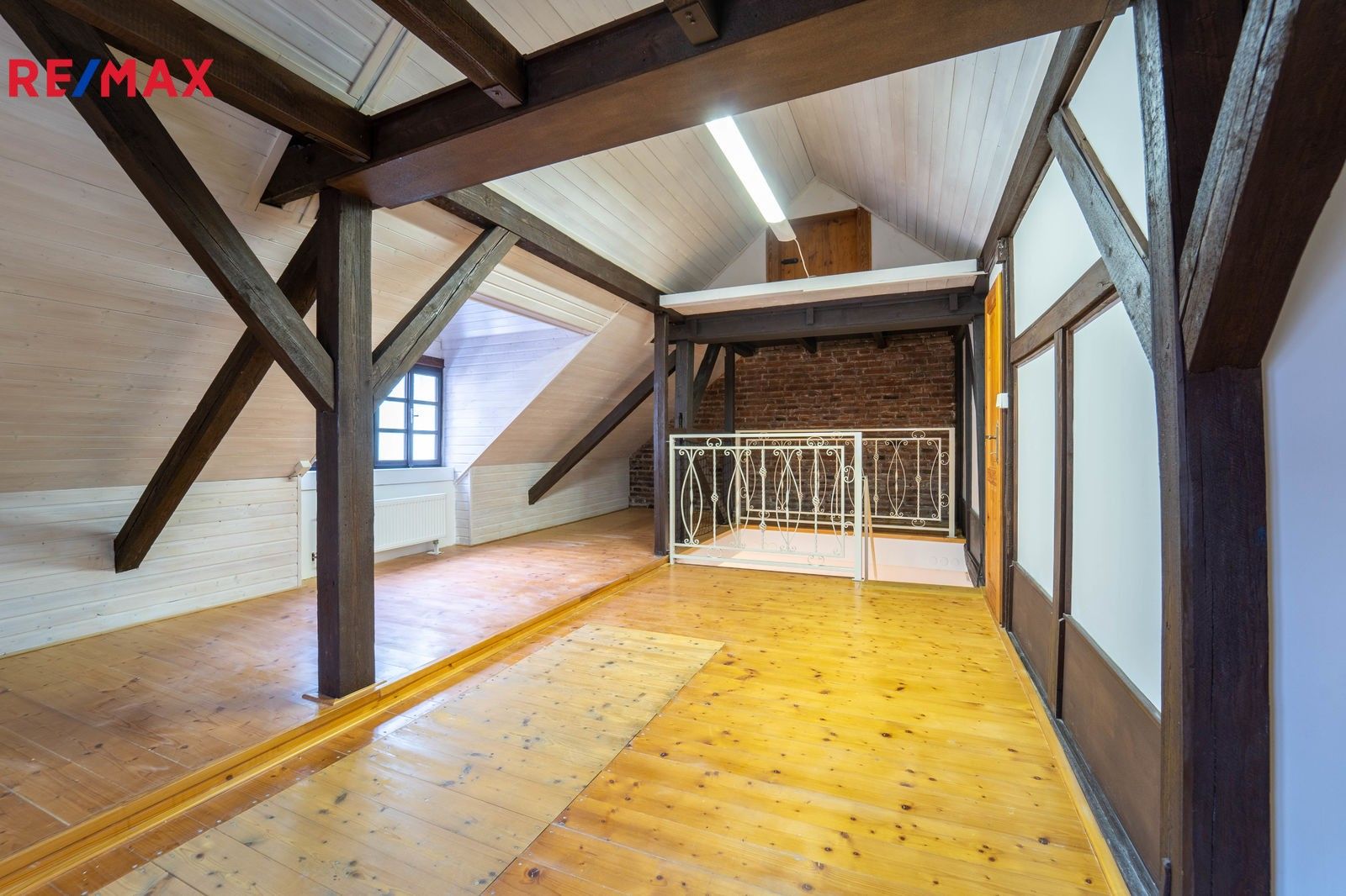 Pronájem rodinný dům - Zlatá 143, Kolín, 142 m²