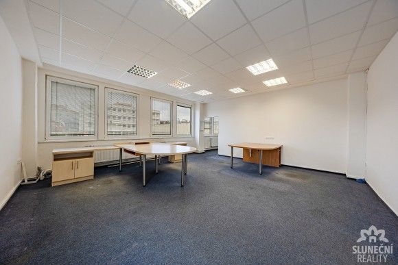 Pronájem kancelář - Uherský Brod, 688 01