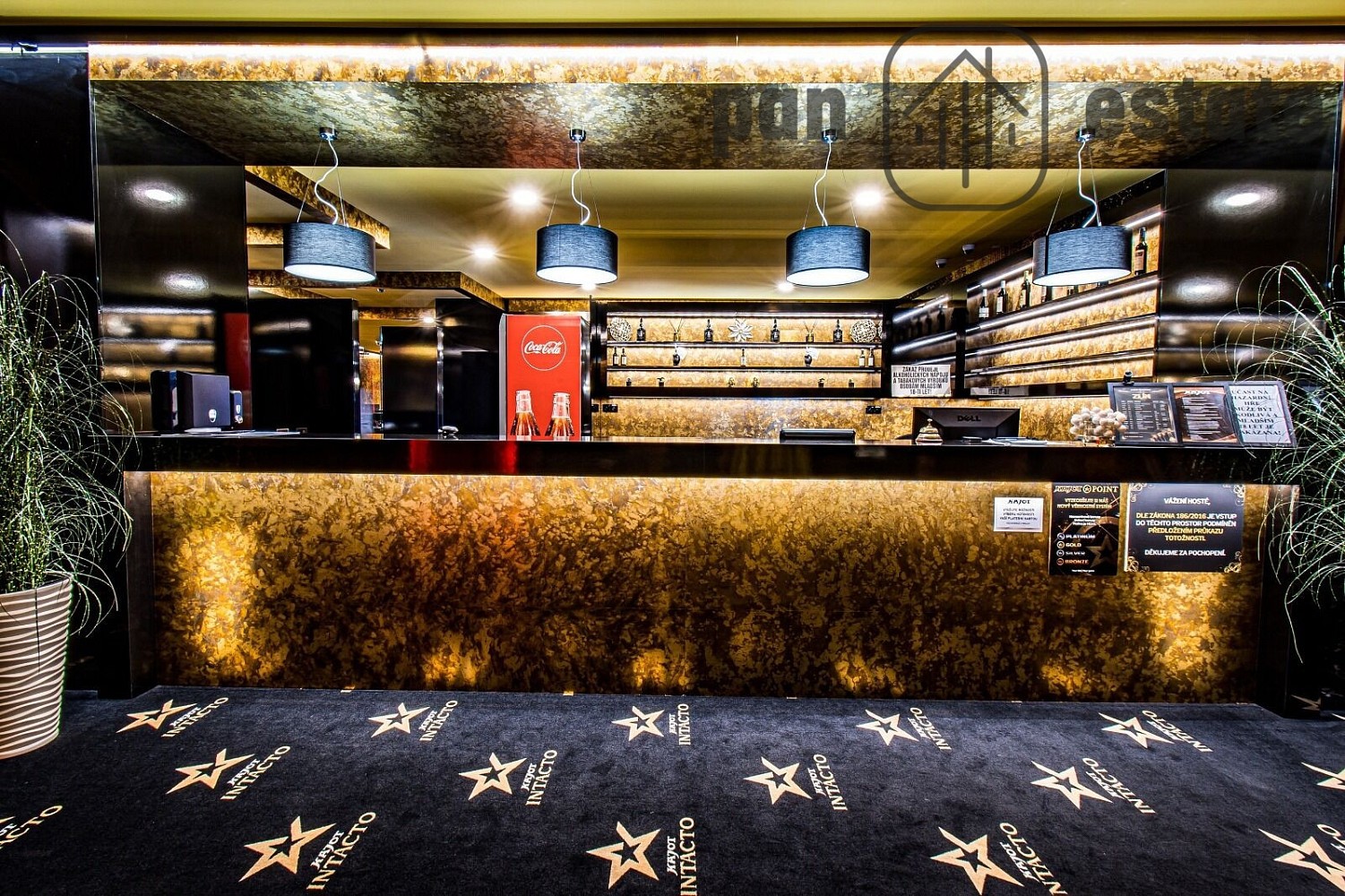 Obchodní prostory · 863 m² · náměstí Práce, Zlín - 4