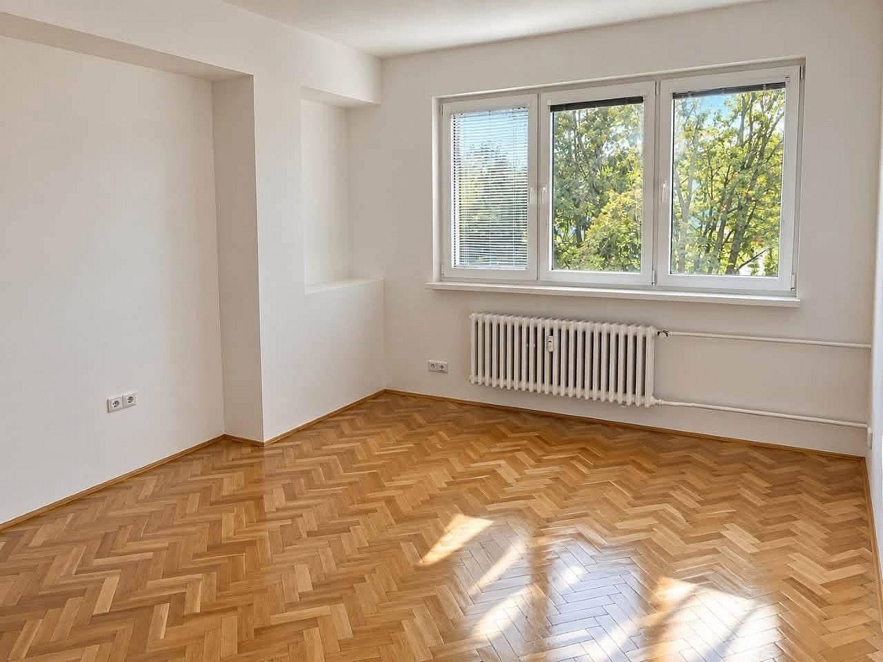 Byt 2+1 · 77 m² · Šenovská, Praha 8 - Ďáblice - 4