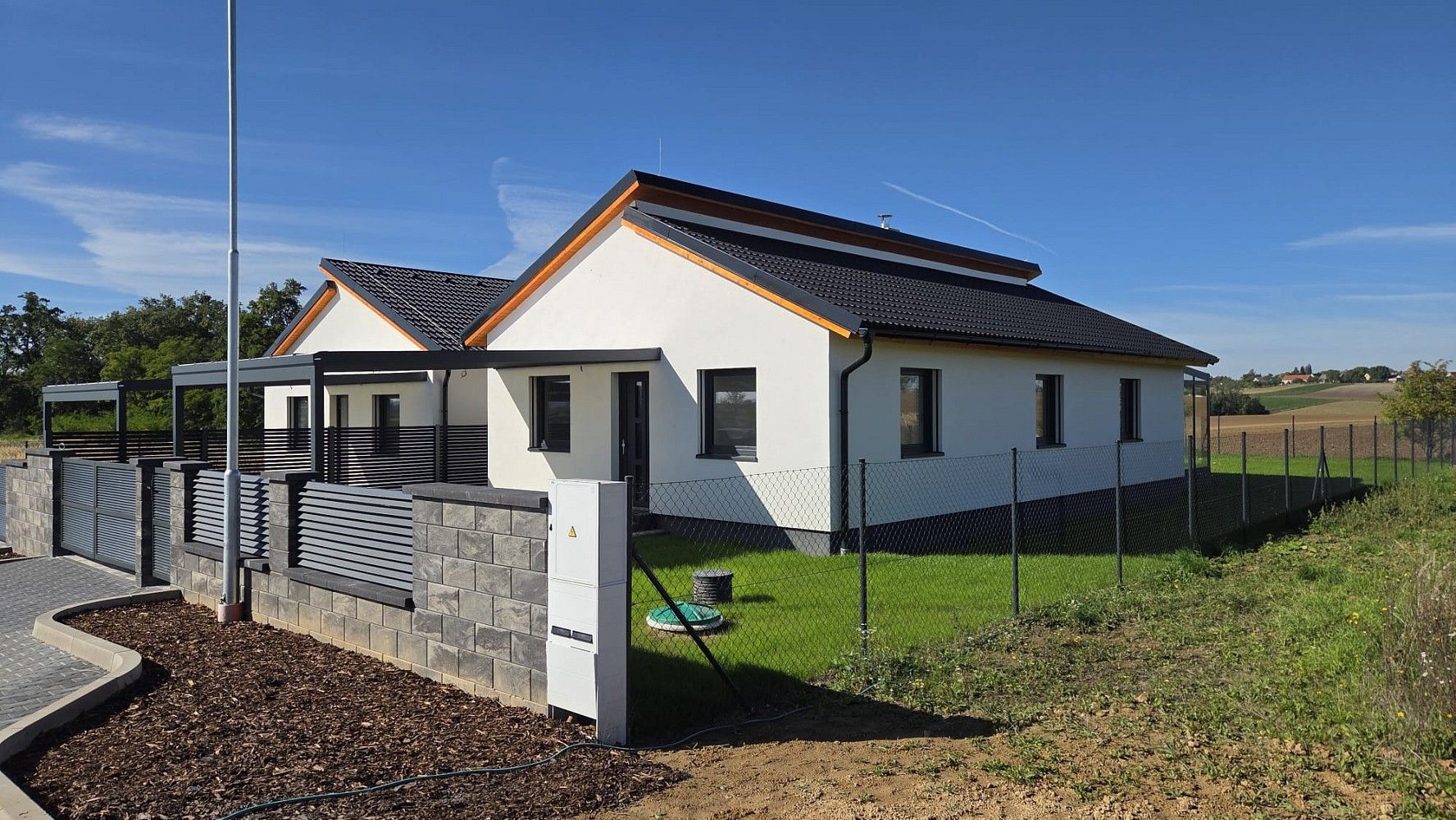 Rodinné domy, Horky nad Jizerou, okres Mladá Boleslav, 128 m² - 1