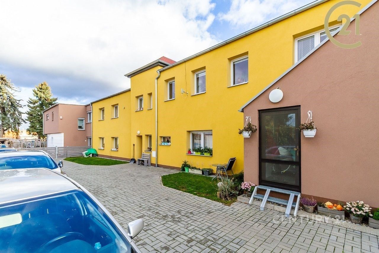 Pronájem byt 2+kk - Šperlova, Praha, 60 m²