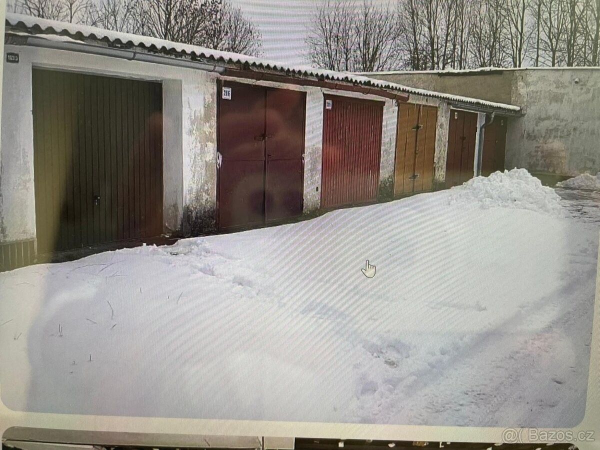 Garáže, Cheb, 350 02