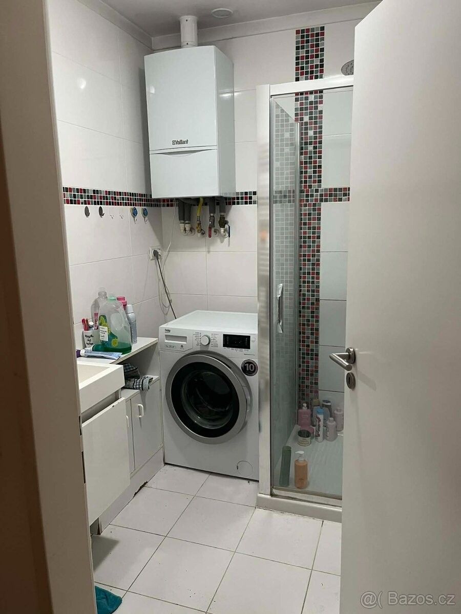 Pronájem byt - Hradec Králové, 500 02