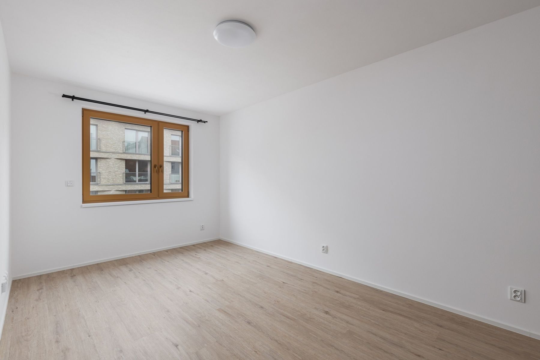 2+kk, Křižíkova, Praha - Karlín, 49 m² - 2