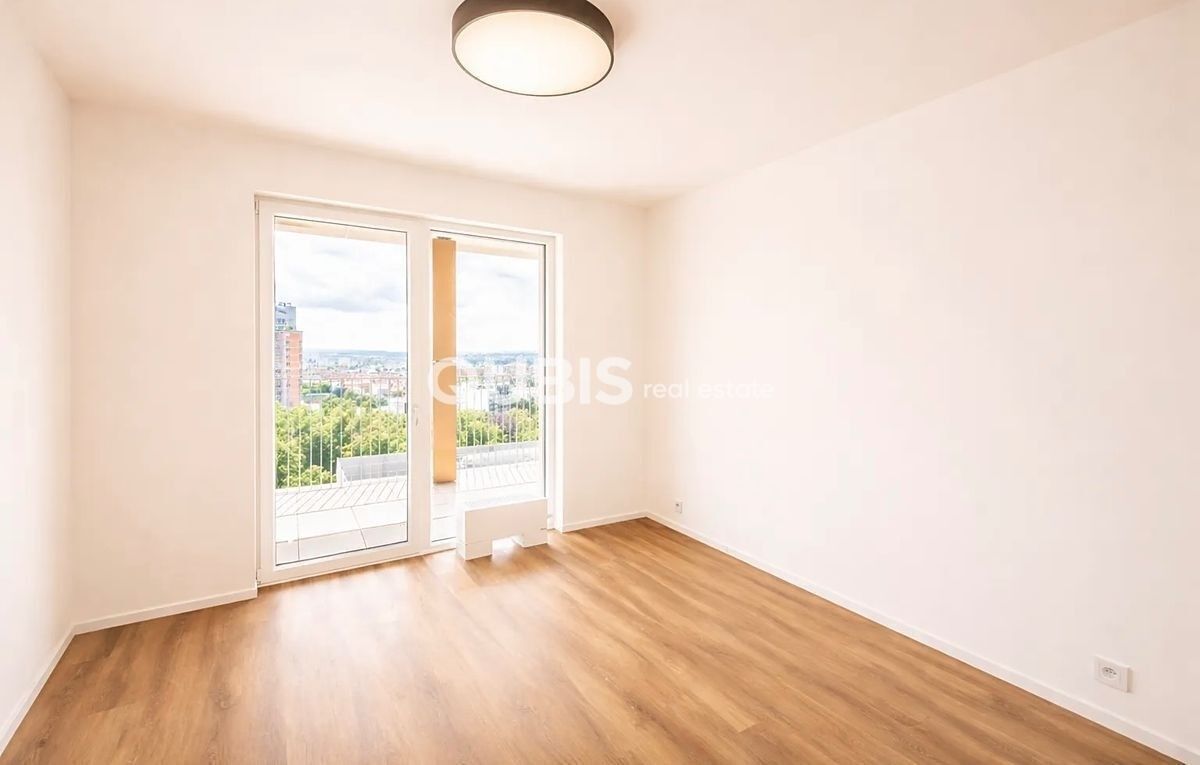 Byt 4+kk · 158 m² · Praha 3 - 4