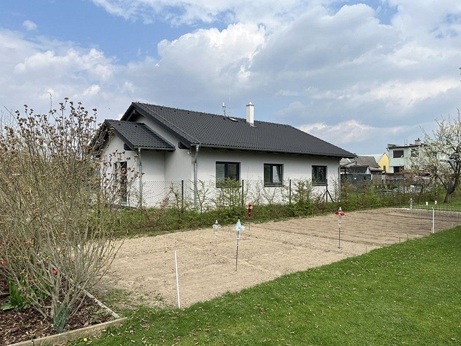 Prodej rodinný dům - Záříčí, okres Kroměříž, 100 m² - 2