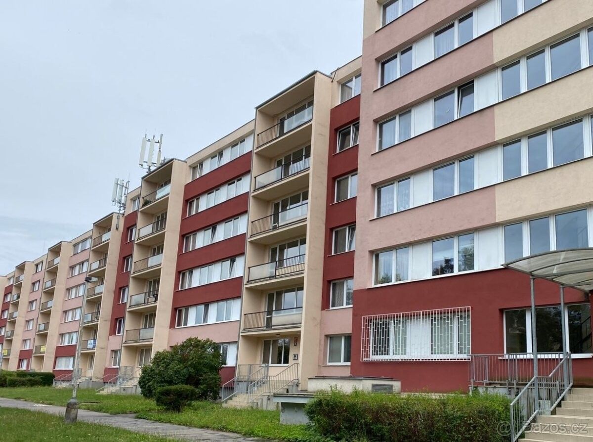 Byty, Praha, 182 00