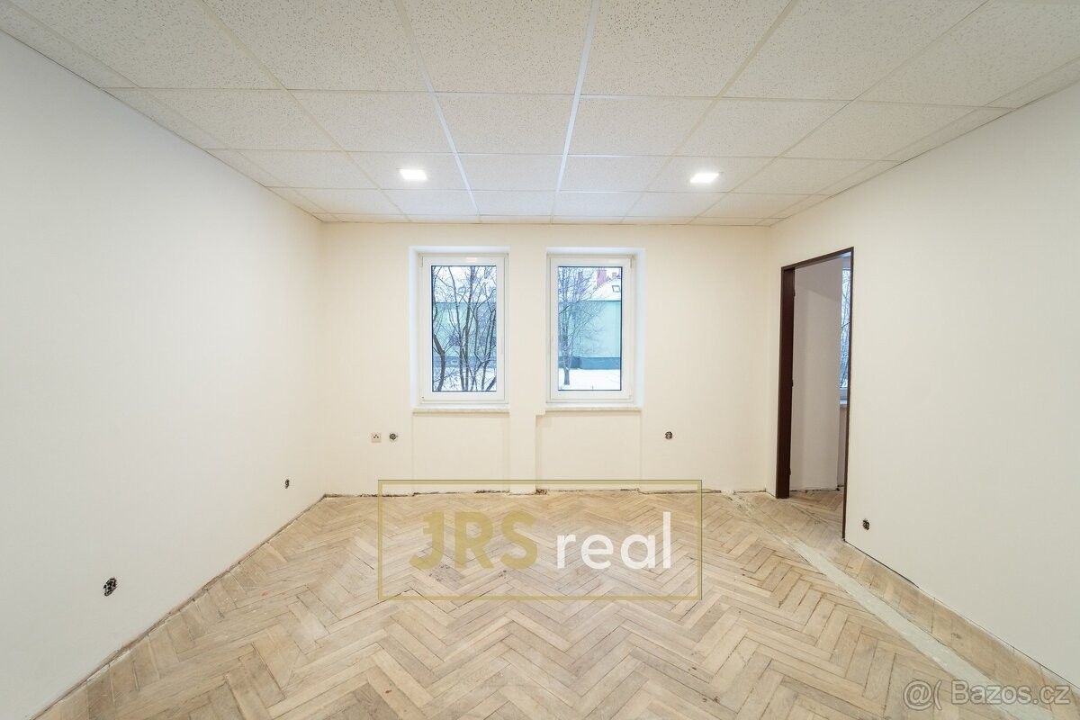 Prodej byt - Dubňany, 696 03