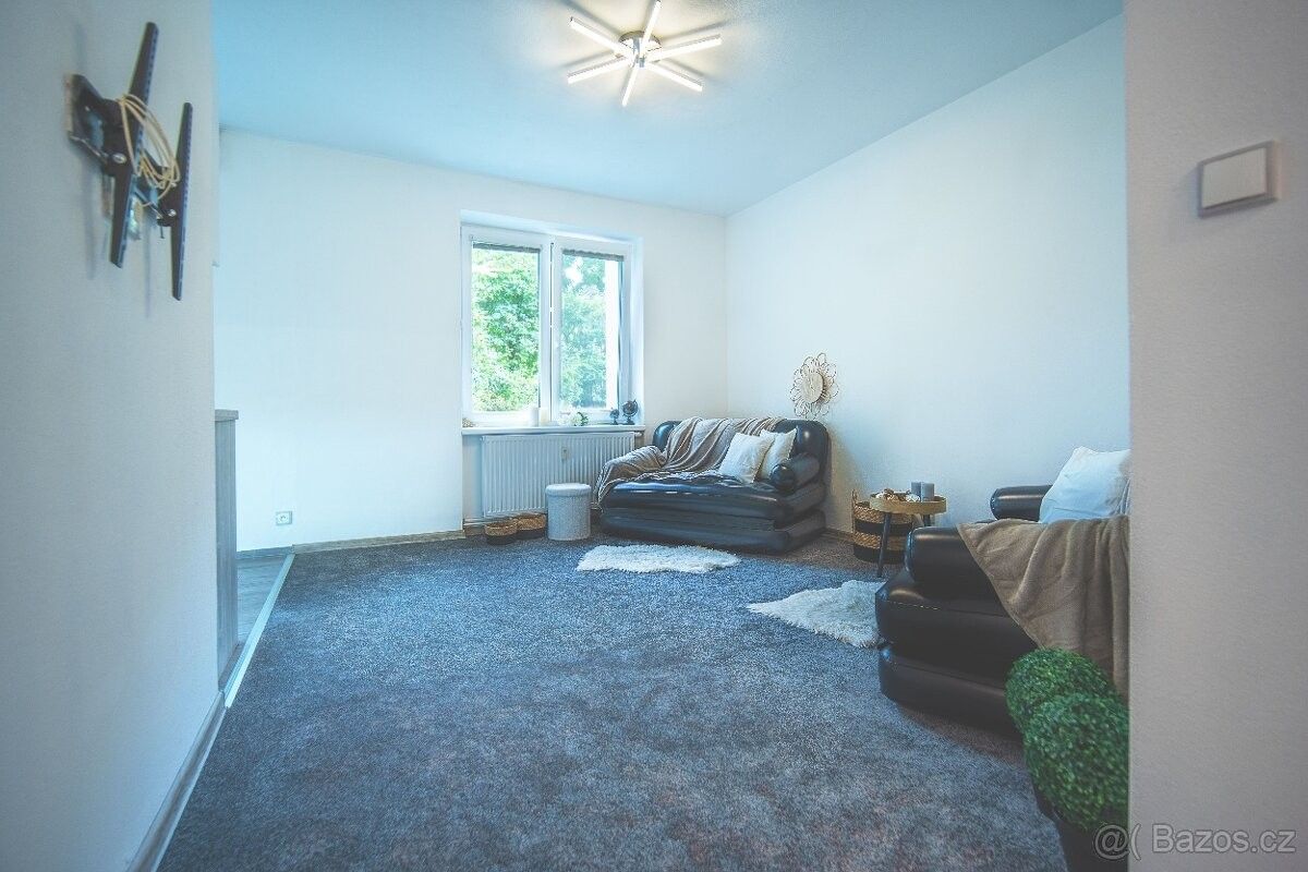 Prodej byt - Bezkov, 669 02