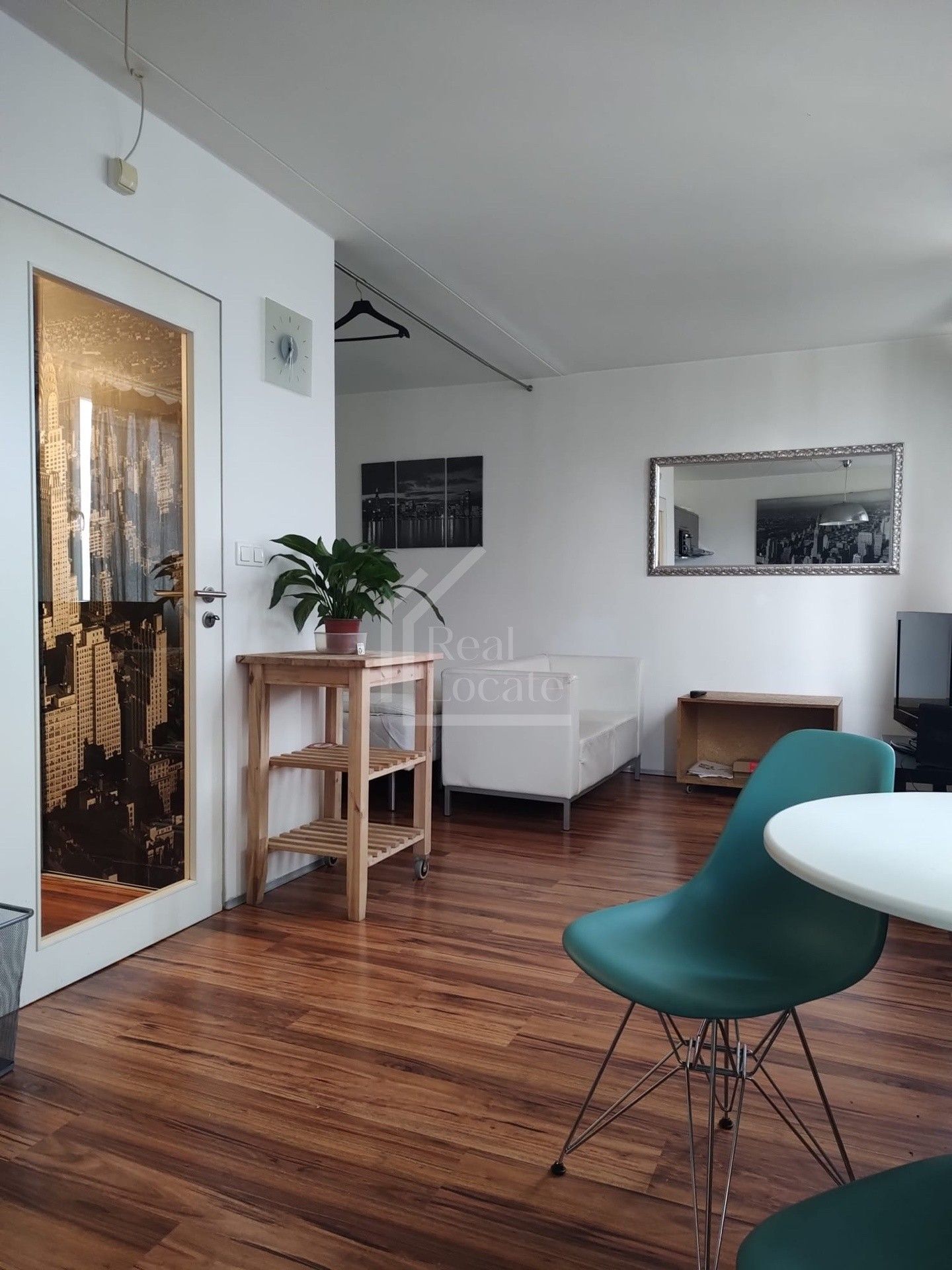 1+kk, Molákova, Praha, 36 m²