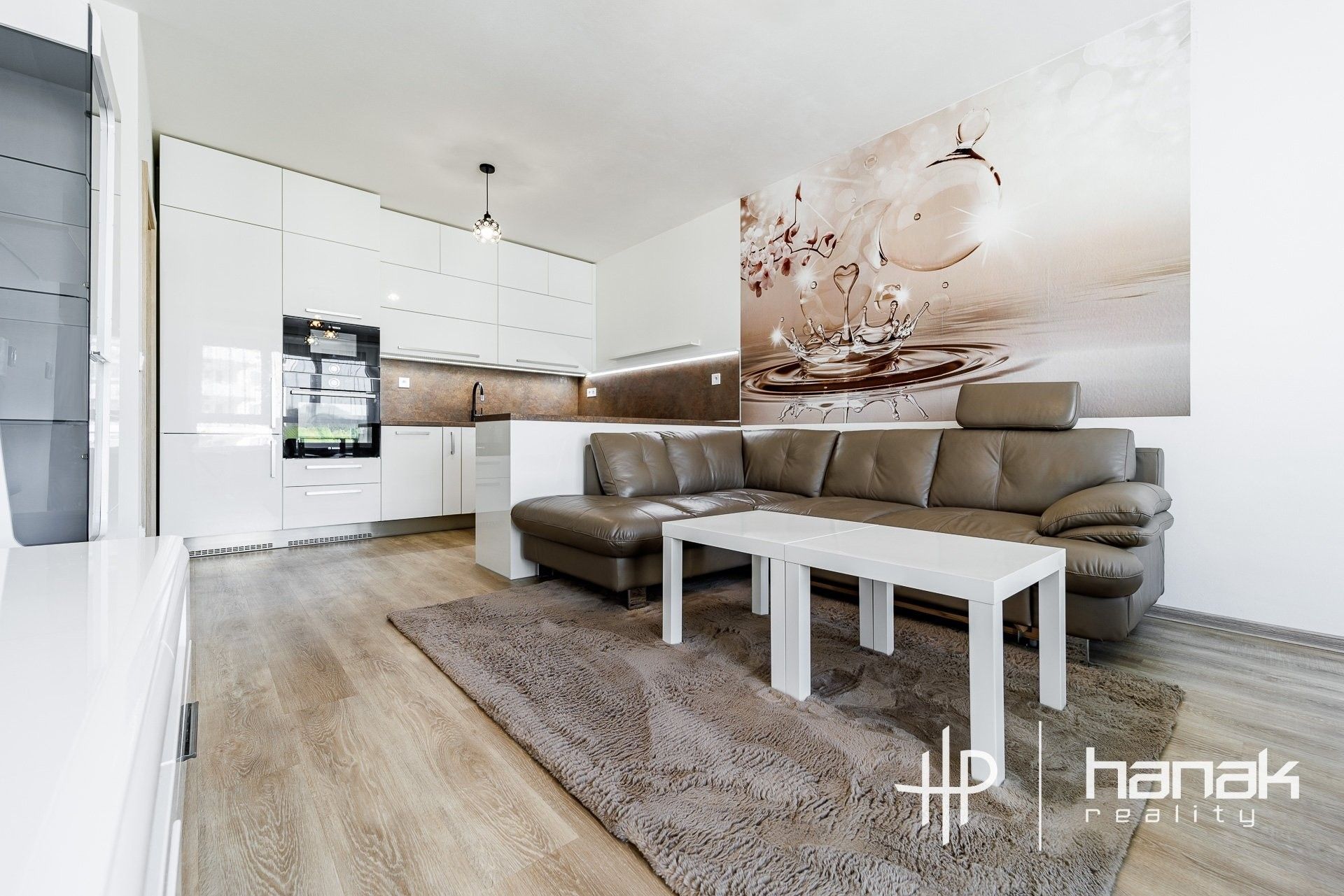 Pronájem byt 2+kk - Janského, Olomouc, 72 m²