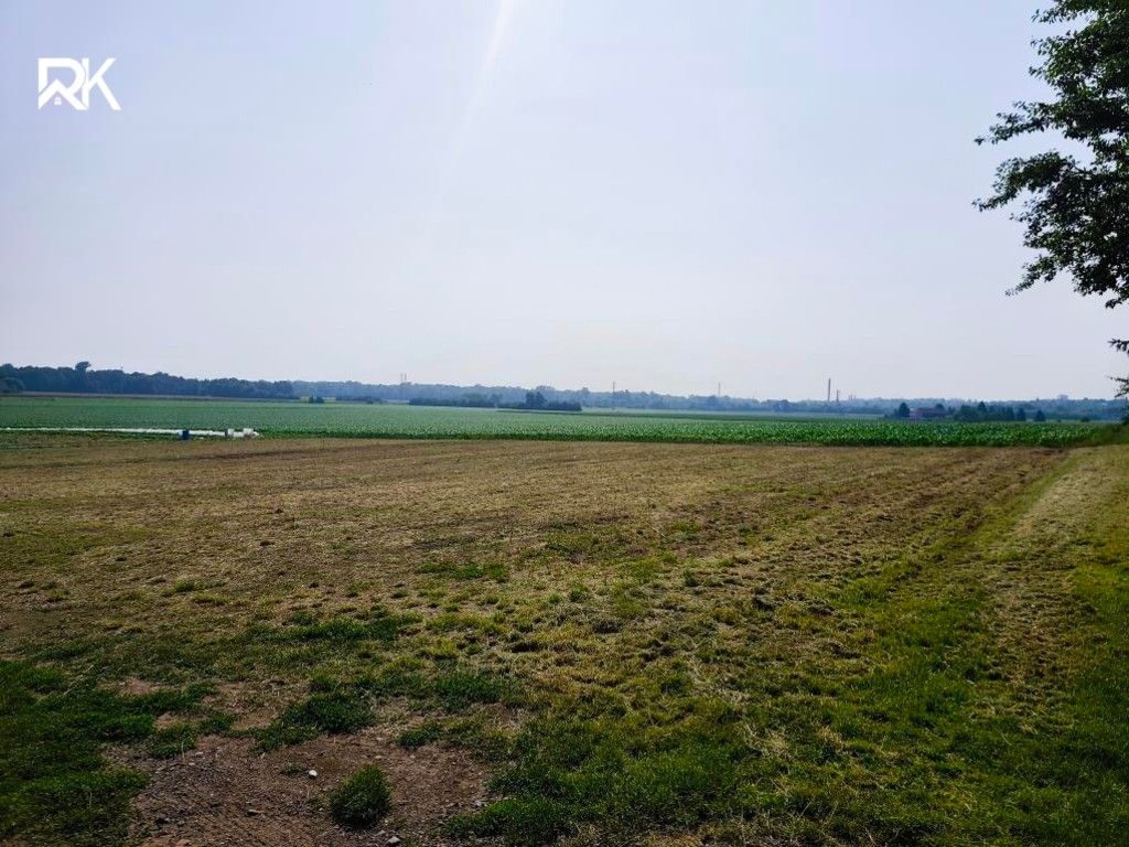 Pozemky pro bydlení, Legerovo nám. 84, Nová Ves I, 1 400 m² - 2