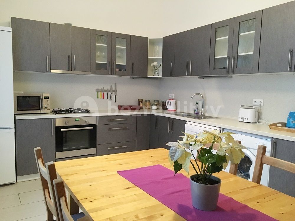2+1, Korunovační, Praha - Bubeneč, 70 m² - 2
