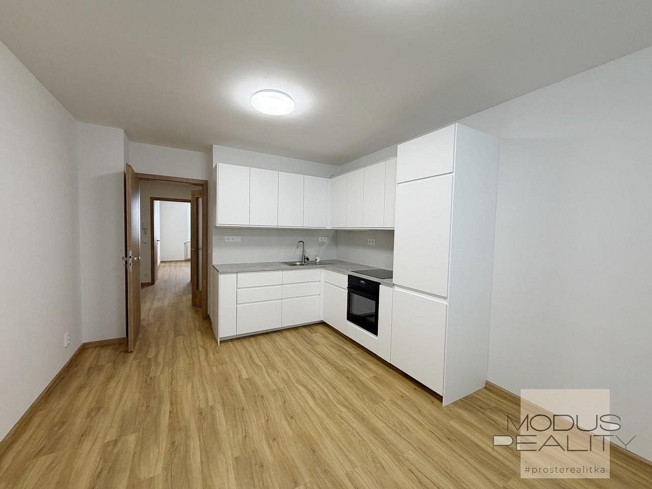 2+kk, Praha - Kobylisy, okres Praha 8, Hlavní město Praha, 57 m² - 2