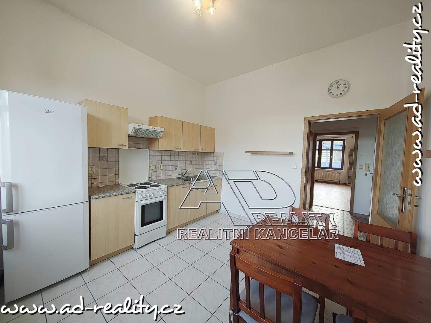 Pronájem byt 1+1 - Husova tř., České Budějovice, 40 m²