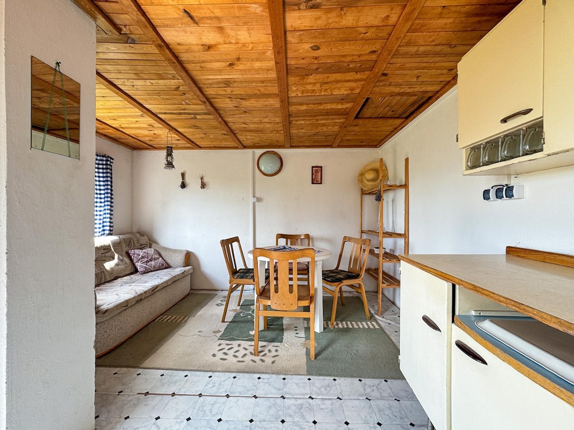 Prodej chata - Komenského, Bystřany, 14 m²