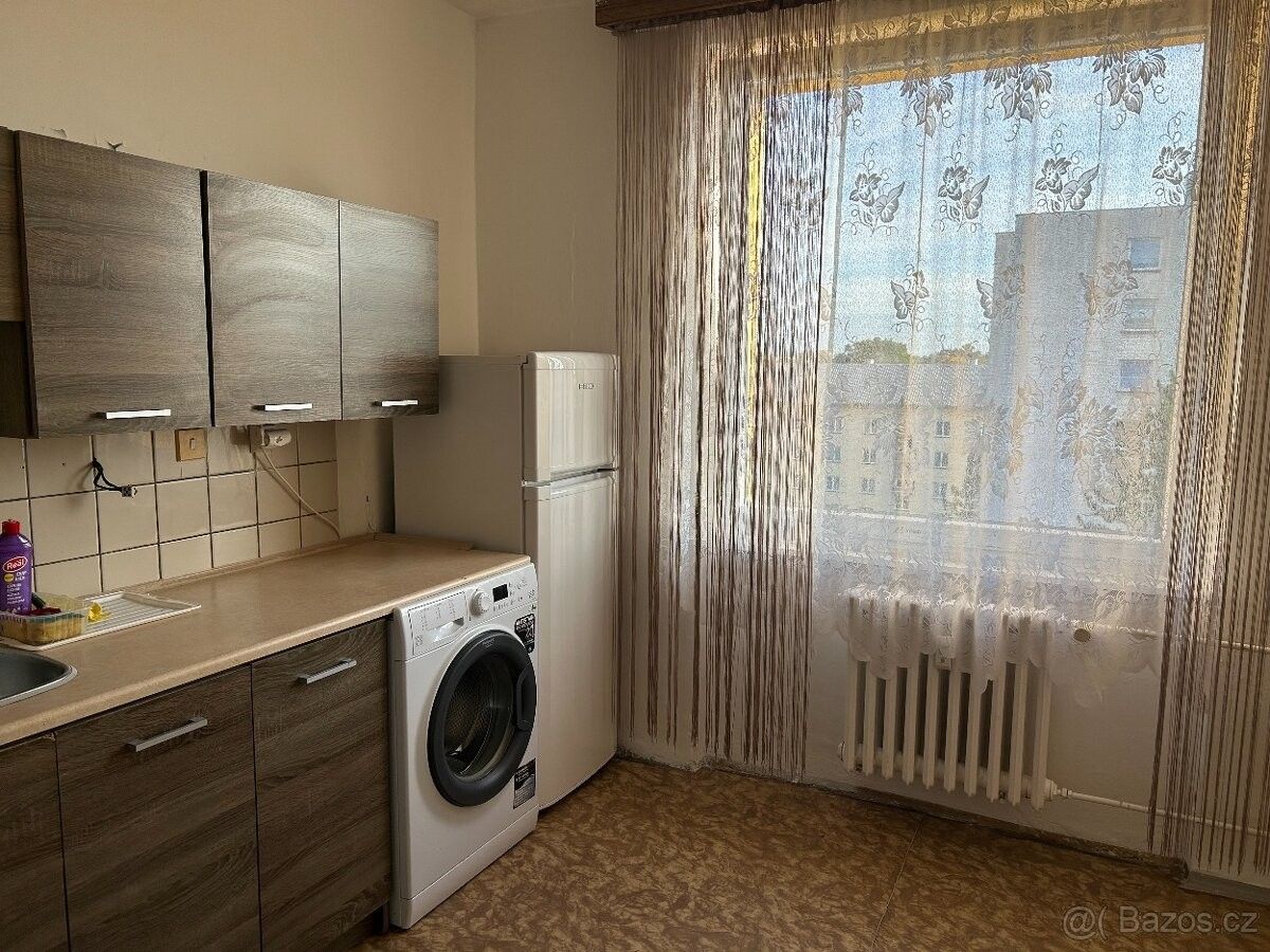 Pronájem byt - Karviná, 735 06