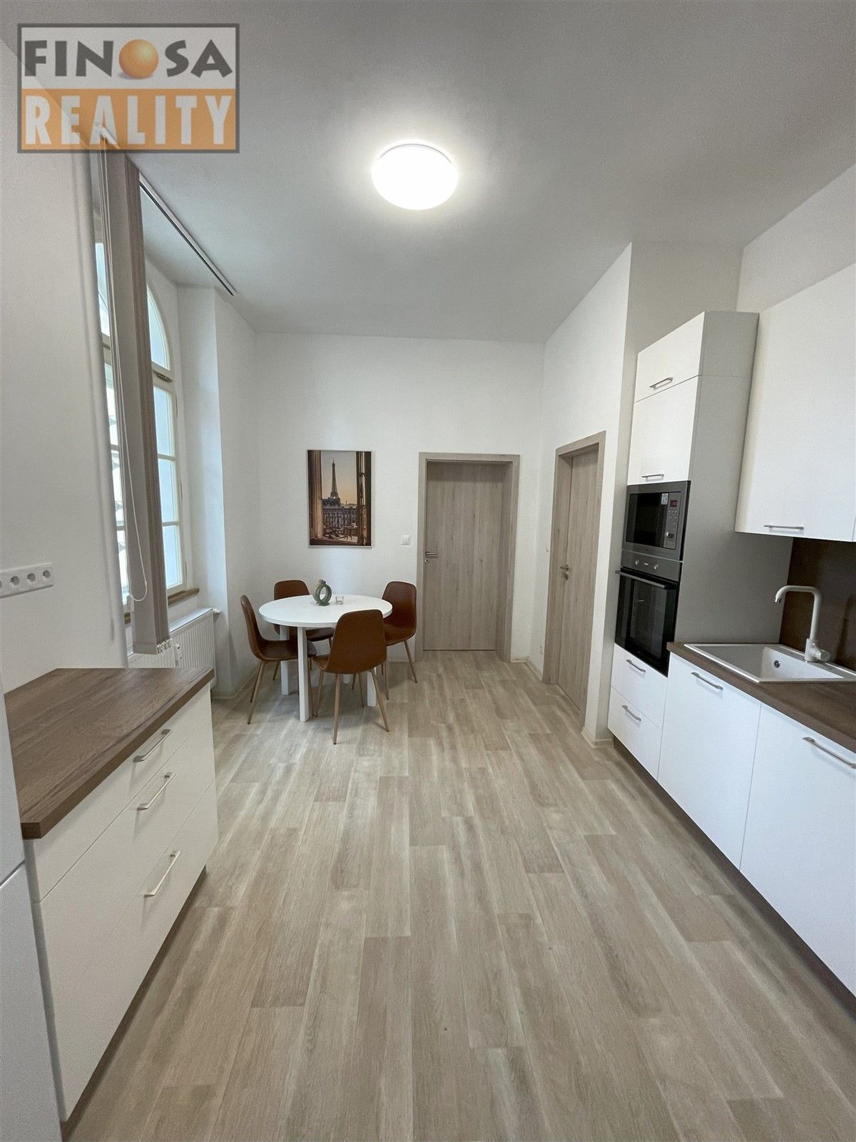 Pronájem byt 3+1 - Nerudovo náměstí, Žatec, 89 m²