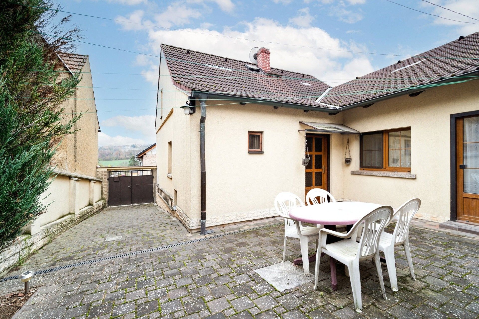 Prodej dům - Souběžná, Olšany, Brandýsek, 138 m²