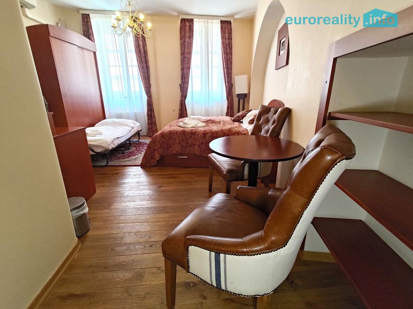 4+kk, Plzeň - Vnitřní Město, okres Plzeň-město, Plzeňský kraj, 110 m² - 1